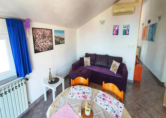 Apartment Luna II With Sea View